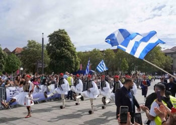 Στο κέντρο της Στουτγάρδης για την επέτειο από την έναρξη της Ελληνικής Επανάστασης (φωτ.: Fotoagentur-Stuttg / Andreas Rosar)