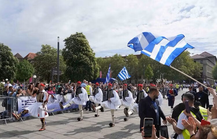 Στο κέντρο της Στουτγάρδης για την επέτειο από την έναρξη της Ελληνικής Επανάστασης (φωτ.: Fotoagentur-Stuttg / Andreas Rosar)