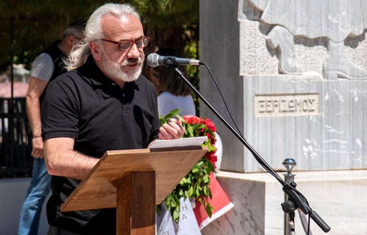 Ο Γιάννης-Βασίλης Γιαϊλαλί μιλά σε εκδήλωση για τη Γενοκτονία των Ποντίων, στο Πάρκο Ποντιακού Ελληνισμού στη Νίκαια, 18 Μαΐου 2025 (φωτ.: Δήμος Νίκαιας - Αγ. Ι. Ρέντη / Ορέστης Νικολαΐδης)