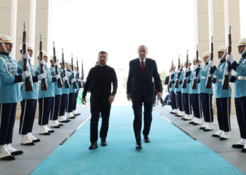 Ο Ερντογάν υποδέχεται τον Ζελένσκι στην Άγκυρα (φωτ.: Προεδρία της Δημοκρατίας της Τουρκίας)