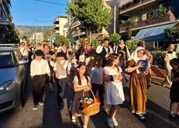 Με το αμίλητο νερό στους δρόμους της Καισαριανής (φωτ.: Facebook / Μικρασιατικός Σύλλογος Καισαριανής)