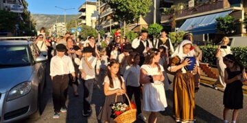 Με το αμίλητο νερό στους δρόμους της Καισαριανής (φωτ.: Facebook / Μικρασιατικός Σύλλογος Καισαριανής)
