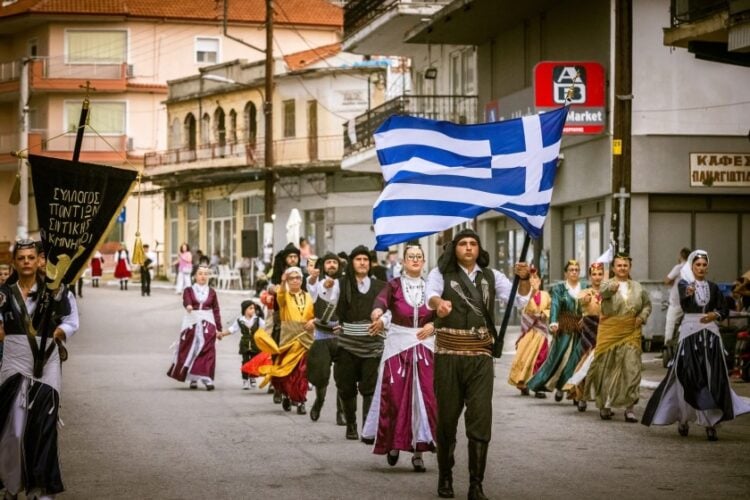 (φωτ.: facebook.com/ ΣΥΛΛΟΓΟΣ ΠΟΝΤΙΩΝ ΣΙΝΤΙΚΗΣ "ΟΙ ΚΟΜΝΗΝΟΙ")