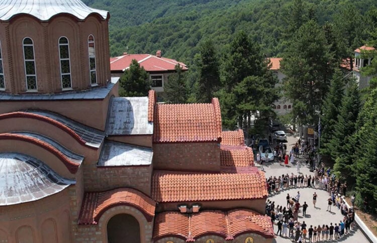 (Φωτ.: Συναπάντημα Νεολαίας Ποντιακών Σωματείων)