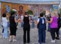 Στην Πλατεία Ποντίων για την καταγραφή χορών που έφεραν οι πρόσφυγες στην επαρχία Νέστου (φωτ.: Facebook / Μαρία Διαμαντίδου)