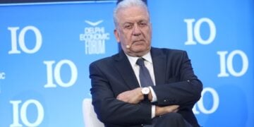 Ο Δημήτρης Αβραμόπουλος (φωτ.: EUROKINISSI/Γιάννης Παναγόπουλος)