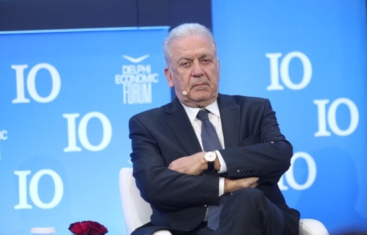 Ο Δημήτρης Αβραμόπουλος (φωτ.: EUROKINISSI/Γιάννης Παναγόπουλος)