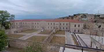 Οι φυλακές της Σινώπης, μέσα στο φρούριο της πόλης του Εύξεινου Πόντου (φωτ.: Χ / Mehmet Nuri Ersoy)