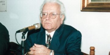 Ο Γιάννης Κορίδης σε παλιότερη φωτογραφία (φωτ.: Εκδόσεις Ιωλκός)