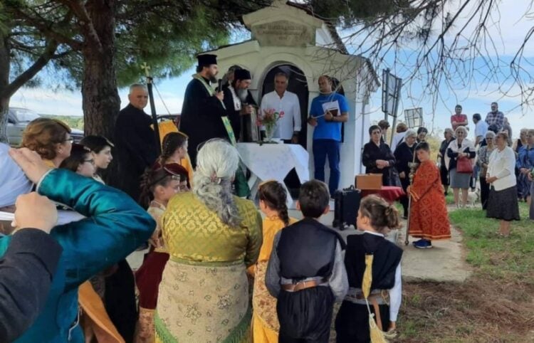 Στιγμιότυπο από παλιότερη υποδοχή της ιερής εικόνας του Αγίου Ιωάννη του Τραπεζούντιου (φωτ.: facebook/Δέσποινα Στεφανίδου)