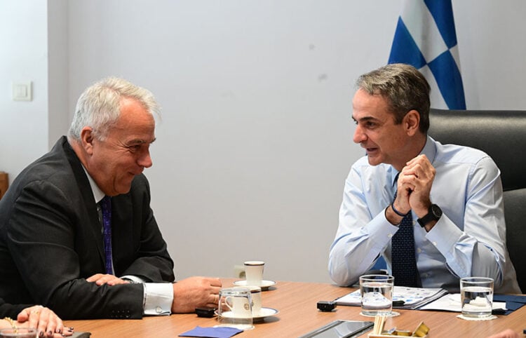 Κυριάκος Μητσοτάκης και Μάκης Βορίδης στο υπουργείο Μετανάστευσης και Ασύλου (φωτ.: EUROKINISSI / Τατιάνα Μπόλαρη)