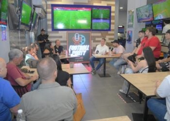 Πάμε Στοίχημα Football Party by Gazzetta σε κατάστημα ΟΠΑΠ στo Αιγάλεω (φωτ.: ΟΠΑΠ)