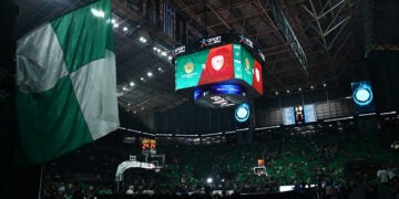Λίγο πριν από το τζάμπολ του Παναθηναϊκός Ολυμπιακός. Τρίτος τελικός του Πρωταθλήματος Α1 Εθνικής Κατηγορίας 2024-2025 (φωτ.: EUROKINISSI / Μάρκος Χουζούρης)