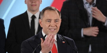 Ο νέος πρόεδρος της Πολωνίας, Κάρολ Ναβρότσκι (φωτ.: EPA / Marcin Obara)