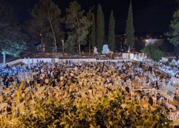 Χαρακτηριστικό στιγμιότυπο από το περσινό γλέντι (φωτ.: facebook/Mixalis Demourtzidis)