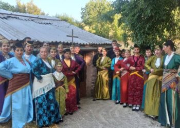 (Φωτ.: facebook/Ποντιακός Συλ. Τυρνάβου-Βοτανοχωρίου)