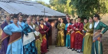 (Φωτ.: facebook/Ποντιακός Συλ. Τυρνάβου-Βοτανοχωρίου)