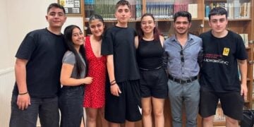 Το νέο διοικητικό συμβούλιο του συλλόγου (φωτ.: facebook/Σύλλογος Ποντίων Φοιτητών και Σπουδαστών Θεσσαλονίκης)