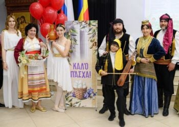 Στιγμιότυπο από το ελληνικό φεστιβάλ που έγινε στο Ροστόφ επί του Ντον (φωτ.: rostovchanka-media.ru)