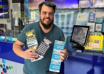 Κωνσταντίνος Καλλιγιαννάκης, ιδιοκτήτης καταστήματος ΟΠΑΠ επί της Λεωφ. Λοχαγού Χρονοπούλου 52, στον Άλιμο (φωτ.: ΟΠΑΠ)