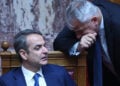 Κυριάκος Μητσοτάκης και Μάκης Βορίδης στα κυβερνητικά έδρανα (φωτ.: EUROKINISSI / Γιάννης Παναγόπουλος)