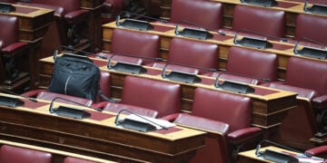 Έδρανα στην Ολομέλεια της Βουλής (φωτ.: EUROKINISSI / Σωτήρης Δημητρόπουλος)