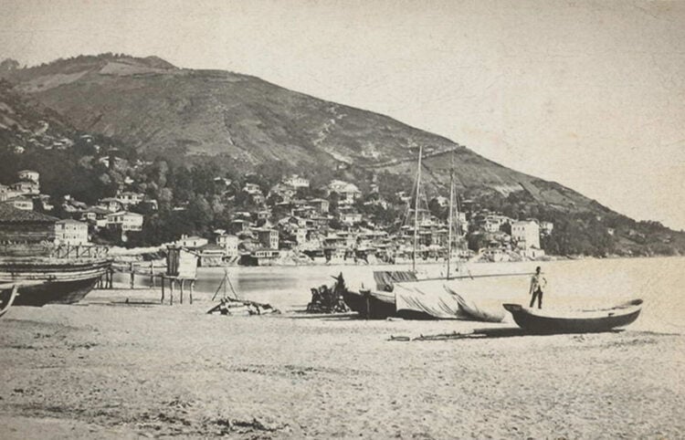 H παραλία των Κοτυώρων, το 1877 (πηγή: ozhanozturk.com)