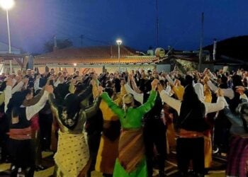 Στιγμιότυπο από παλαιότερο γλέντι που διοργάνωσε ο Πολιτιστικός Μορφωτικός Σύλλογος Παλαγίας «Ο Μέγας Αλέξανδρος» (φωτ.: Facobook.com/Πολιτιστικός Μορφωτικός Σύλλογος Παλαγίας «Ο Μέγας Αλέξανδρος»)