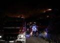 Φωτ. αρχείου από επιχείρηση της Πυροσβεστικής για την κατάσβεση πυρκαγιάς (ΓΙΑΝΝΗΣ ΣΠΥΡΟΥΝΗΣ/ILIALIVE.GR/EUROKINISSI)