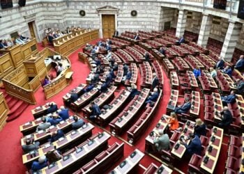 Συζήτηση στην Ολομέλεια της Βουλής επί της προτάσεως για σύσταση Εξεταστικής Επιτροπής για τη λειτουργία του ΟΠΕΚΕΠΕ, Τρίτη 29 Ιουλίου 2025 (Φωτ.: Eurokinissi/Μιχάλης Καραγιάννης)