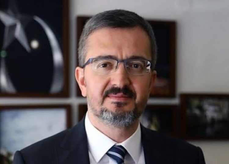 Ο υφυπουργός ΥΠΕΞ της Τουρκίας Μπουρχανετίν Ντουράν (φωτ.: kriterdergi.com/)