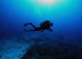 Δύτες ερευνούν αν υπήρχε συνοδός του παιδιού ο οποίος μπορεί επίσης να πνίγηκε (φωτ. αρχείου: Υπουργείο Πολιτισμού)