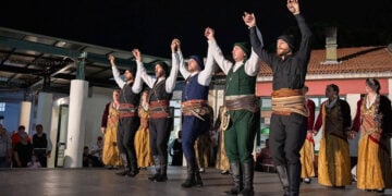 Από την εμφάνιση της Ένωσης Ποντίων Πανοράματος στα «Πυλαιώτικα 2025» (φωτ.: Δήμος Πυλαίας-Χορτιάτη)