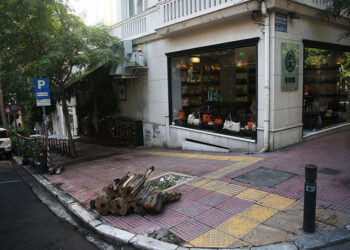Tο σημείο στη διασταύρωση Λουκιανού και Π. Ιωακείμ (φωτ.: ΑΠΕ-ΜΠΕ / Αλέξανδρος Βλάχος)
