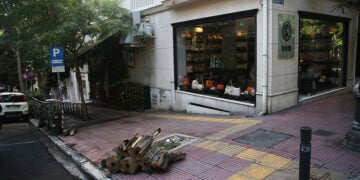 Tο σημείο στη διασταύρωση Λουκιανού και Π. Ιωακείμ (φωτ.: ΑΠΕ-ΜΠΕ / Αλέξανδρος Βλάχος)