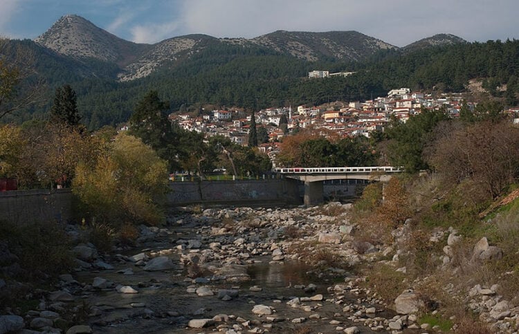 Ο ποταμός Κόσυνθος (φωτ. αρχείου: Ggia /commons.wikimedia.org)