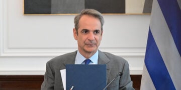 Ο Κυριάκος Μητσοτάκης στη συνεδρίαση του υπουργικού συμβουλίου, στο Μέγαρο Μαξίμου, Παρασκευή 25 Ιουλίου 2025 (φωτ.: EUROKINISSI / Τατιάνα Μπόλαρη)