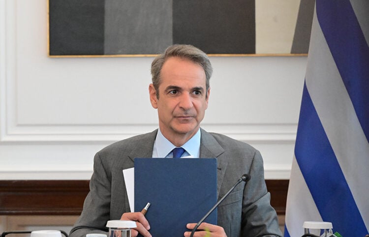 Ο Κυριάκος Μητσοτάκης στη συνεδρίαση του υπουργικού συμβουλίου, στο Μέγαρο Μαξίμου, Παρασκευή 25 Ιουλίου 2025 (φωτ.: EUROKINISSI / Τατιάνα Μπόλαρη)