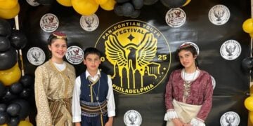 Η νέα γενιά του Πόντου στις ΗΠΑ συνεχίζει ακάθεκτη την παράδοση (φωτ.: Brotherhood Pontion Toronto «Panagia Soumela»)