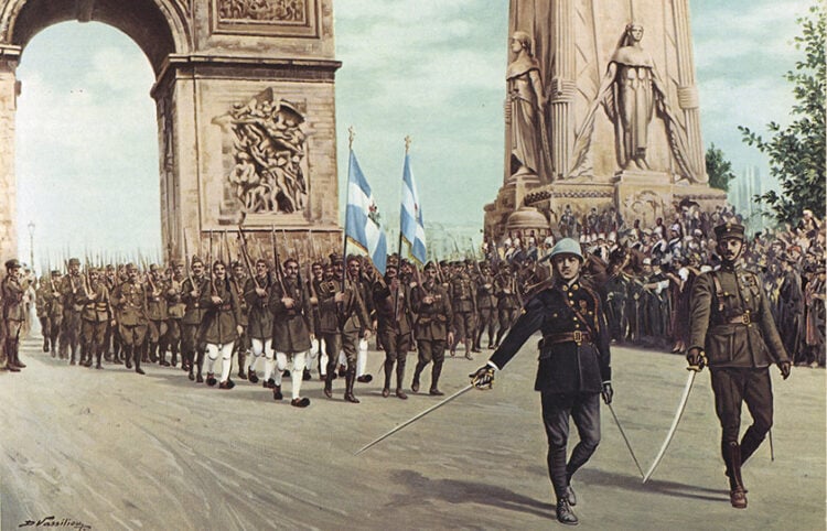 Τμήματα του ελληνικού πεζικού περνούν κάτω από την Αψίδα του Θριάμβου, ενώ παρελαύνουν στη Λεωφόρο Ηλυσίων Πεδίων στο Παρίσι. Ελαιογραφία του Δημήτρη Βασιλείου. Εθνικό Ιστορικό Μουσείο I Συλλογή Ζωγραφικών (πηγή: Ιστορική και Εθνολογική Εταιρεία της Ελλάδος)