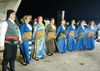 Οι Πόντιοι της Κω χόρεψαν για τον Άγιο Ιωάννη τον Κλήδονα (φωτ.: facebook/Σύλλογος Ποντίων Κω - ο Ξενιτέας)