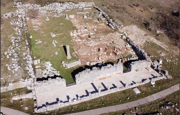 Άποψη του Βουλευτηρίου στον αρχαιολογικό χώρο της Δωδώνης (φωτ.: ΥΠΠΟ)