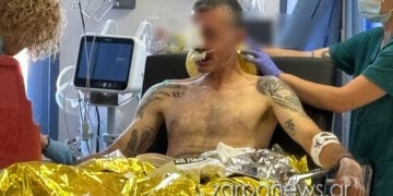 O Γιάννης Ζεντέλης μετά τον τραυματισμό του (φωτ.: zarpanews.gr)