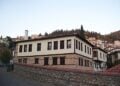 Το Μουσείο Μακεδονικού Αγώνα Καστοριάς στεγάζεται σε αρχοντικό του 18ου αιώνα, που αποτελούσε την οικία του Αναστασίου Πηχιών, Έλληνα Μακεδόνα αγωνιστή που έδρασε στη περιοχή του καζά Καστοριάς στα τέλη του 19ου αιώνα (φωτ.: Алиса Селезньова/el.wikipedia.org)