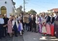 Μέλη του «Ποντοξενιτέα» συνοδεύουν την εικόνα της Παναγίας Σουμελά στην Ποντιακή Εστία (φωτ.: facebook/Syndesmos Connecting People and Their Stories/Νίκος Βασίλας)