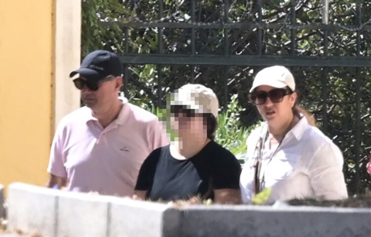 Η 32χρονη Αλγερινή οδηγείται στον ανακριτή (φωτ.: EUROKINISSI / Τατιάνα Μπόλαρη)