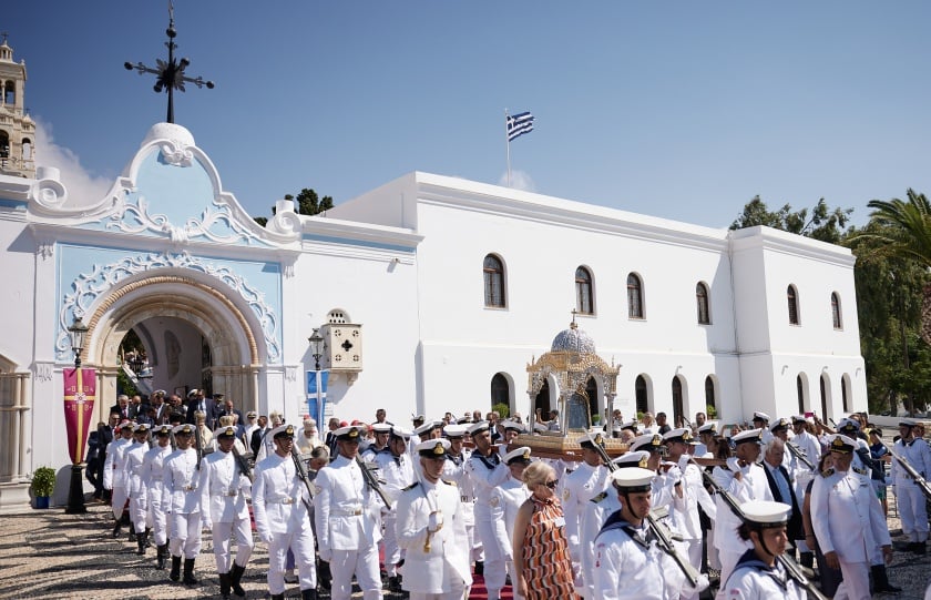 Δεκαπενταύγουστος στην Τήνο (φωτ.: Γραφείο Τύπου Πρωθυπουργού/Δημήτρης Παπαμήτσος)