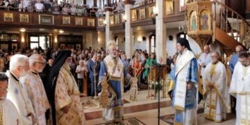 Στιγμιότυπο από τη θεία λειτουργία (φωτ.: Αρχιεπισκοπή Θυατείρων/ Αλέξιος Γεννάρης)