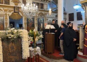 Στιγμιότυπο από τον εσπερινό της εορτής της Κοιμήσεως της Θεοτόκου στην Ίμβρο (φωτ.: facebook/ Ecumenical Patriarchate)
