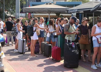 Στιγμιότυπο από το λιμάνι του Πειραιά (φωτ.: EUROKINISSI / Γιάννης Παναγόπουλος)